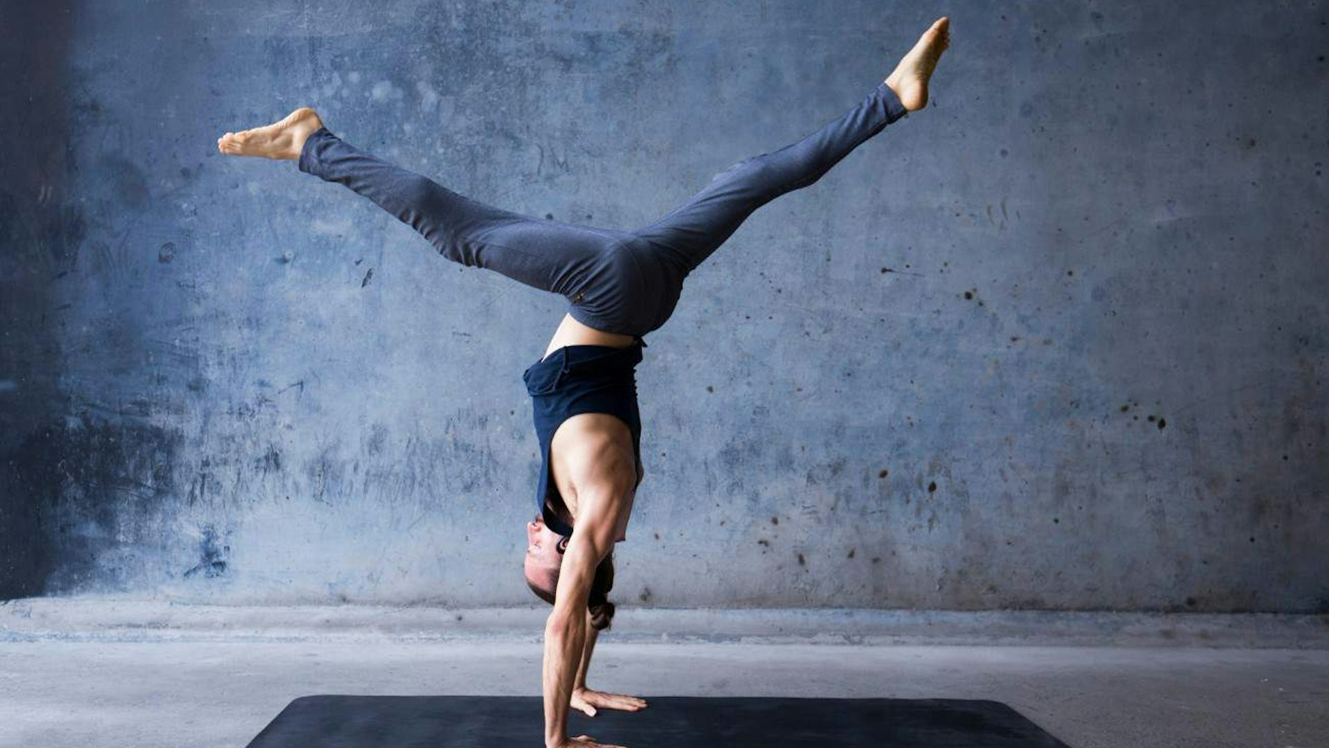 Power Yoga with Fabian Domenech @ The Cover Barcelona